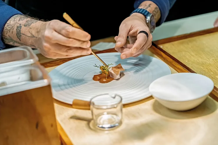 Brasil conquista suas primeiras três estrelas no Guia Michelin 2026